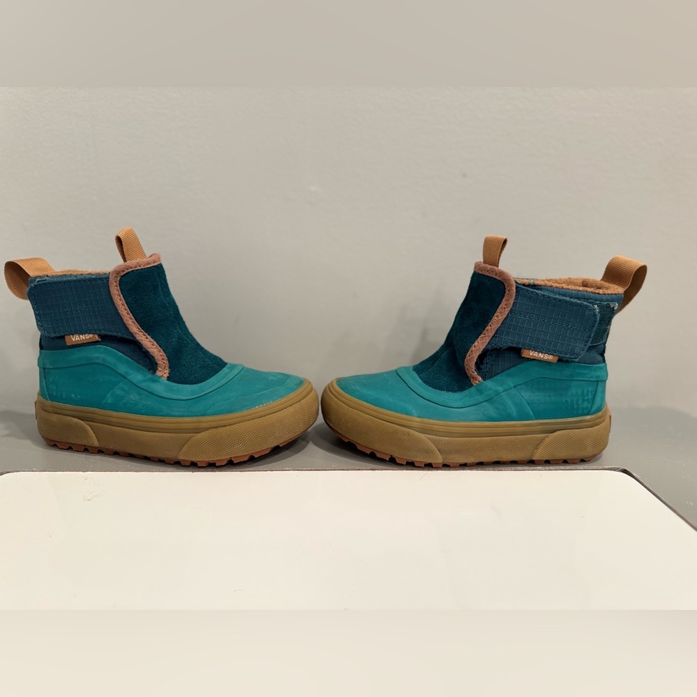 Vans MTE Slip-On Hi train (Little Kids) Teal Gum Boot